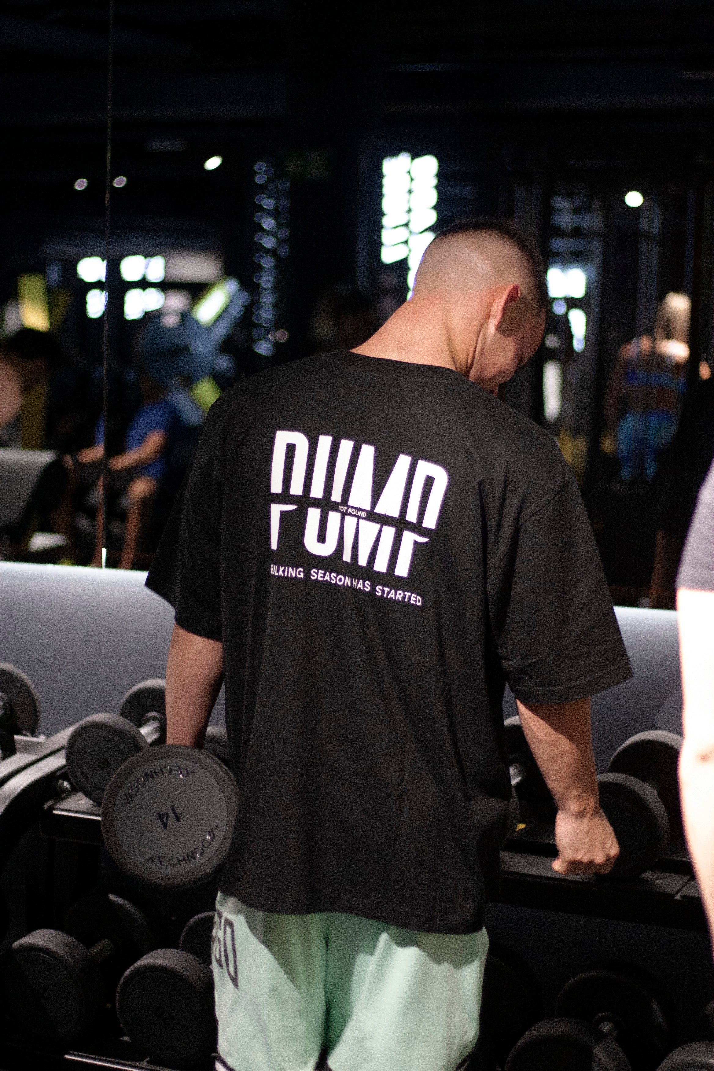 Camiseta Oversize PUMP NOT FOUND - Negra