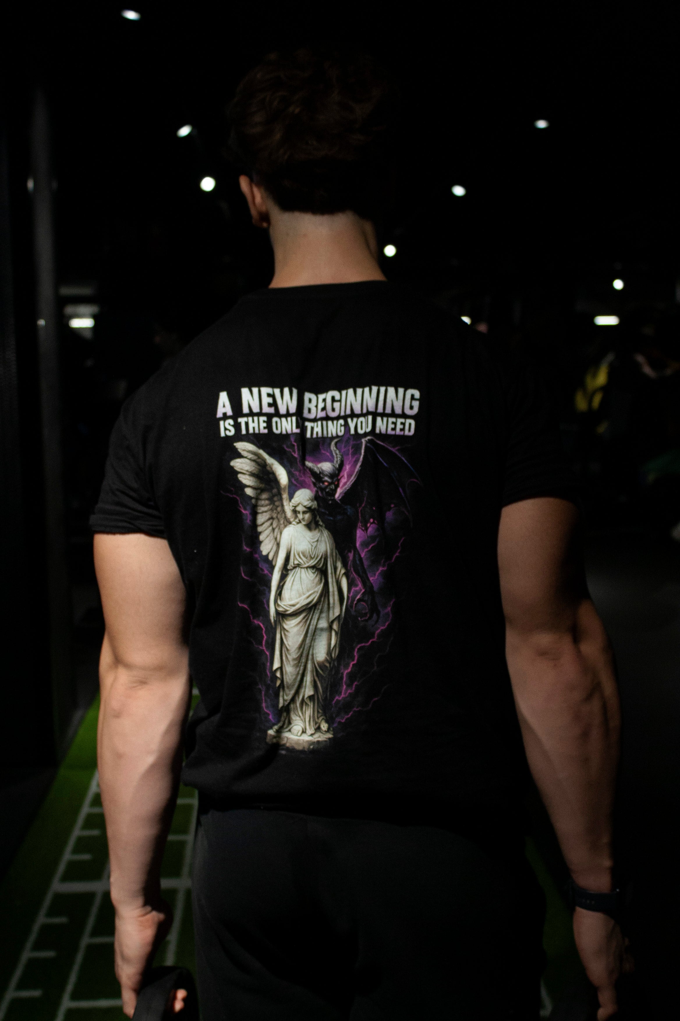 Camiseta A NEW BEGINNING - Negra